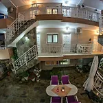 Sky Hotell
