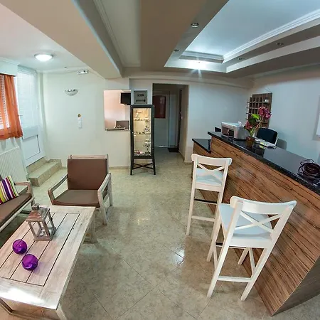 Szálloda Sky Szárti